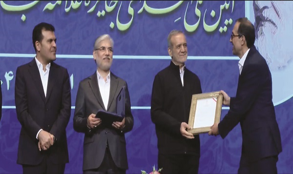 Honoring 20 distinguished scientists with the Allameh Tabatabaei Award in a ceremony attended by the President