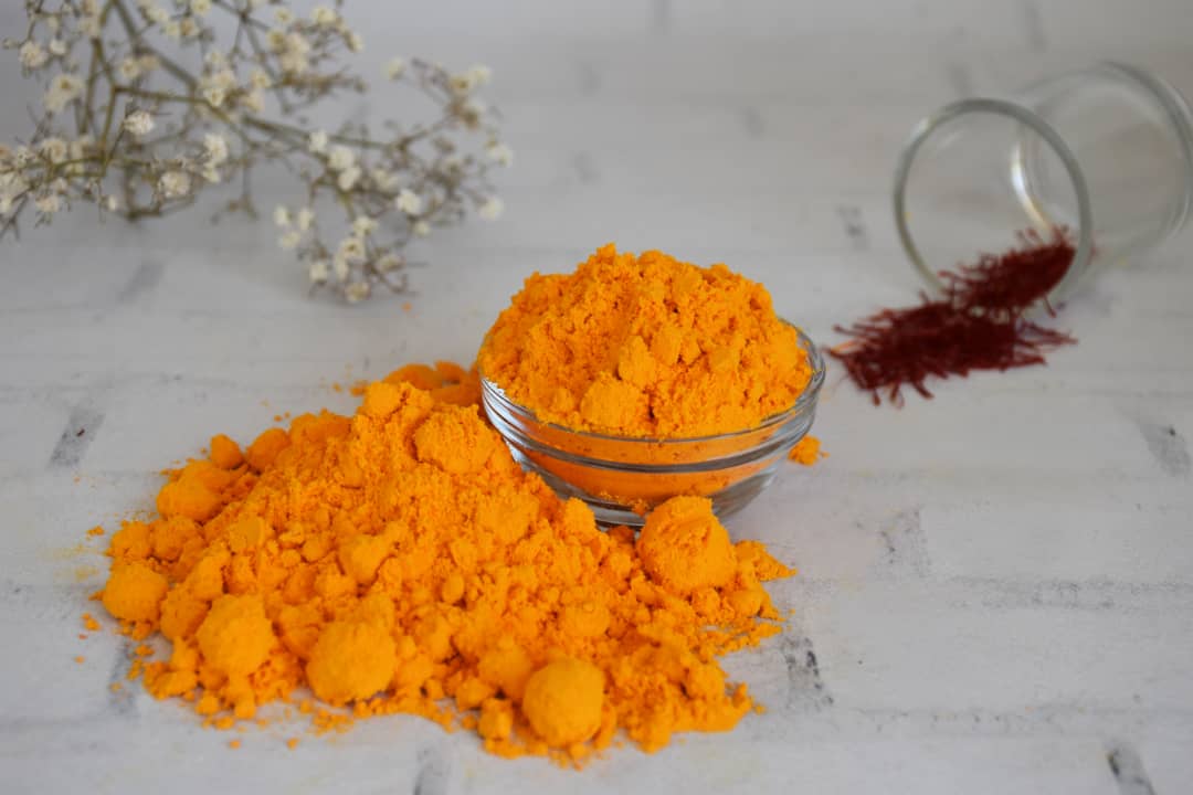 Instant saffron powder